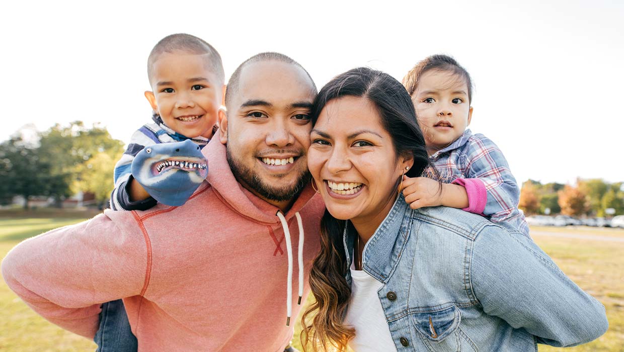 Smiling-Family-2-1240x700.jpg